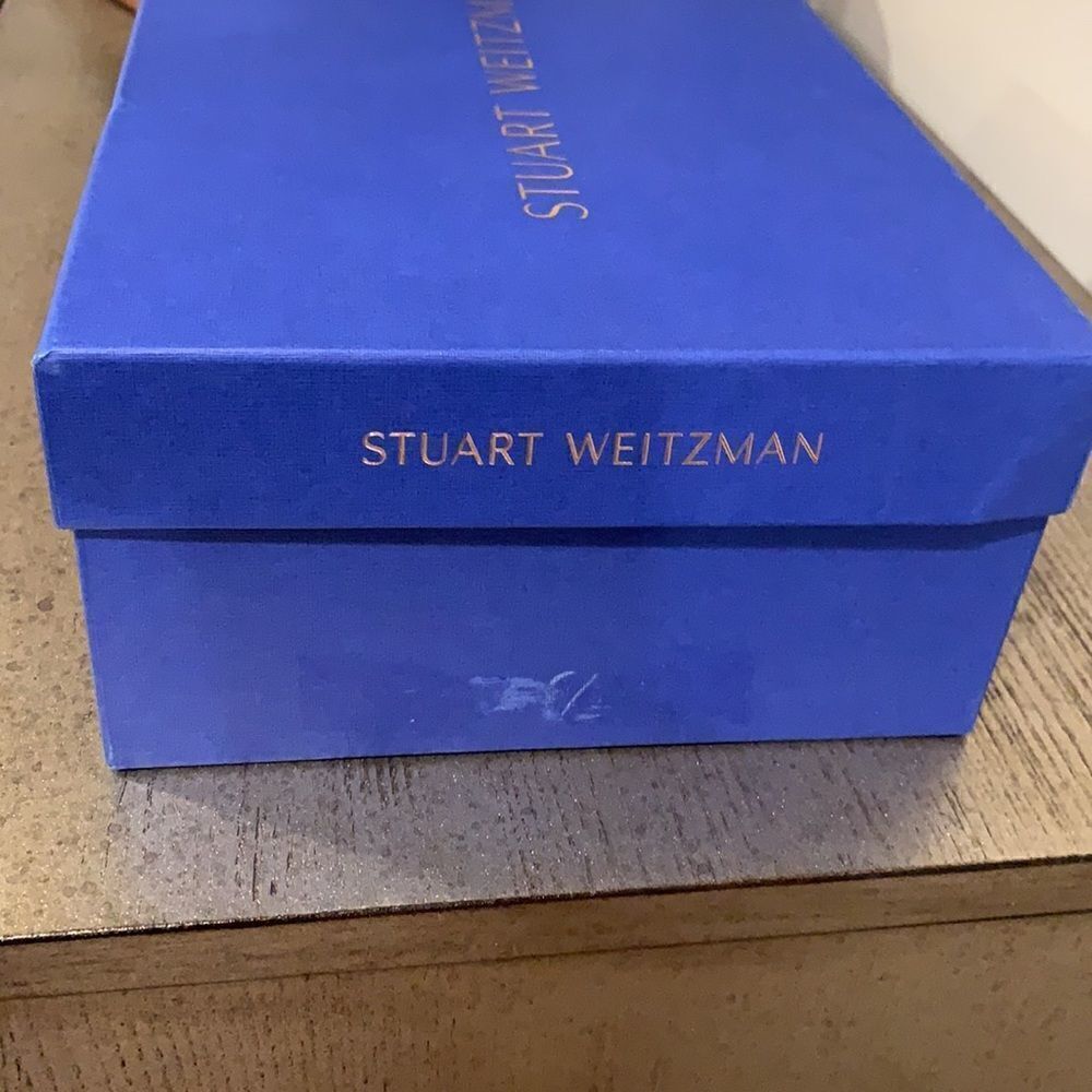 Stuart Weitzman shoe box - Picture 5 of 6